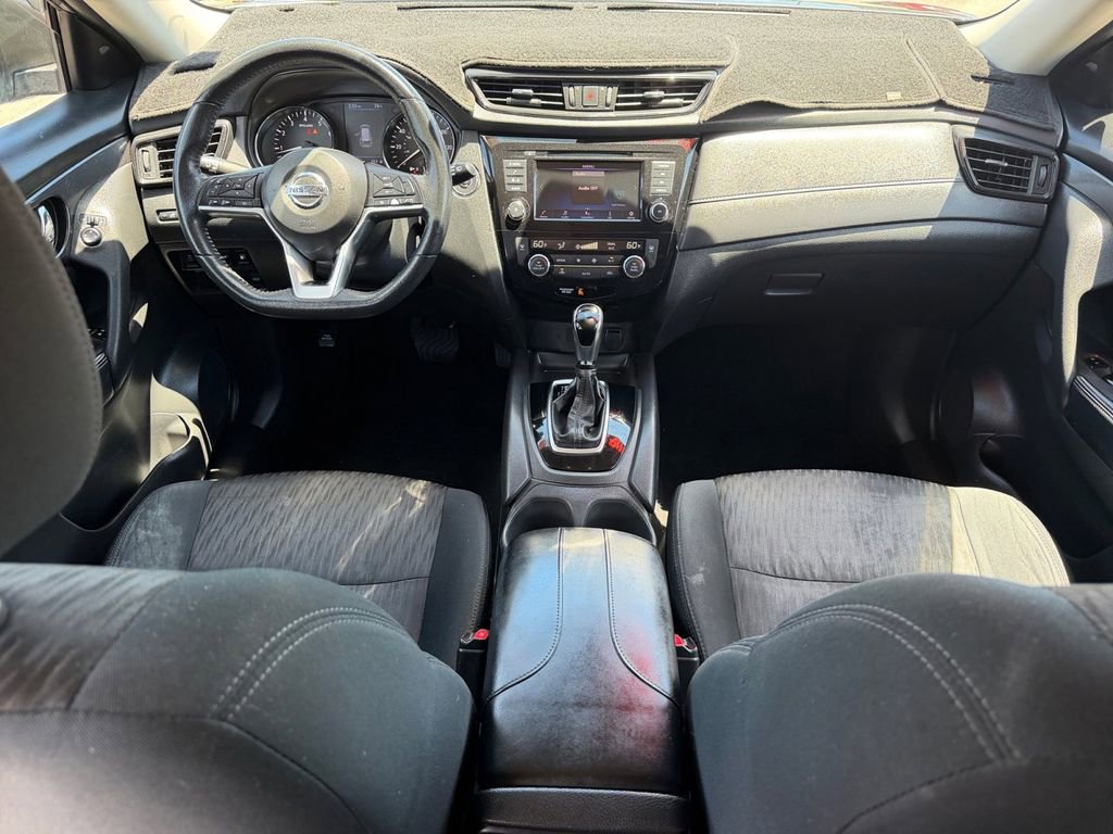 Used 2019 Nissan Rogue SV FWD image 12