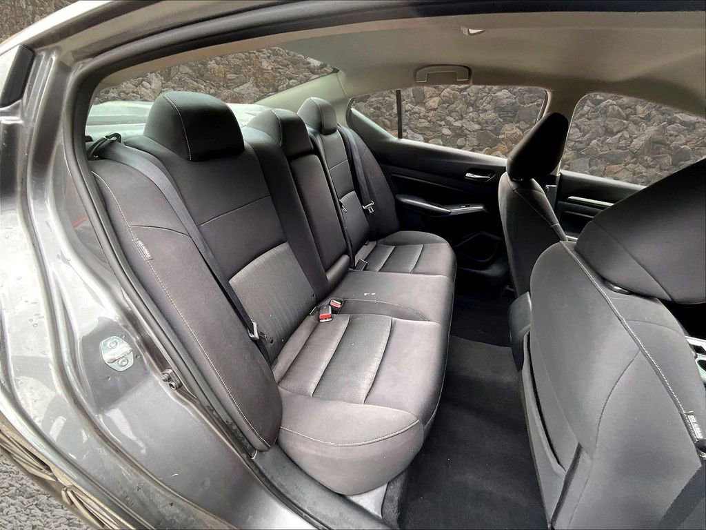 Used 2022 Nissan Altima 2.5 SV image 22