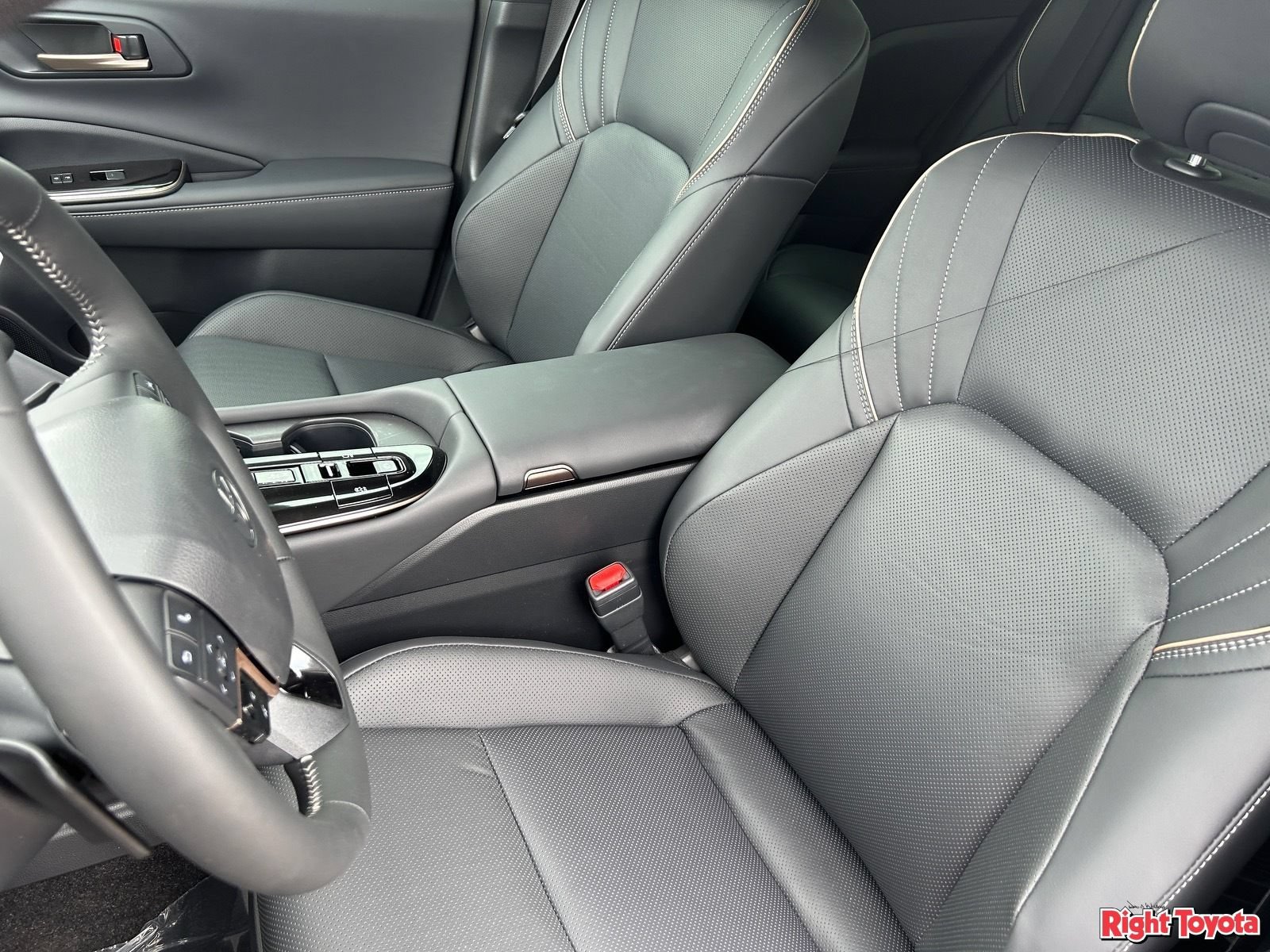 New 2026 Toyota Crown Platinum AWD/4WD image 19