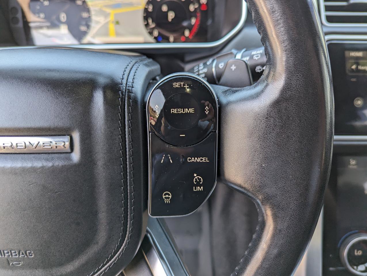 Used 2020 Land Rover Range Rover HSE AWD/4WD image 17