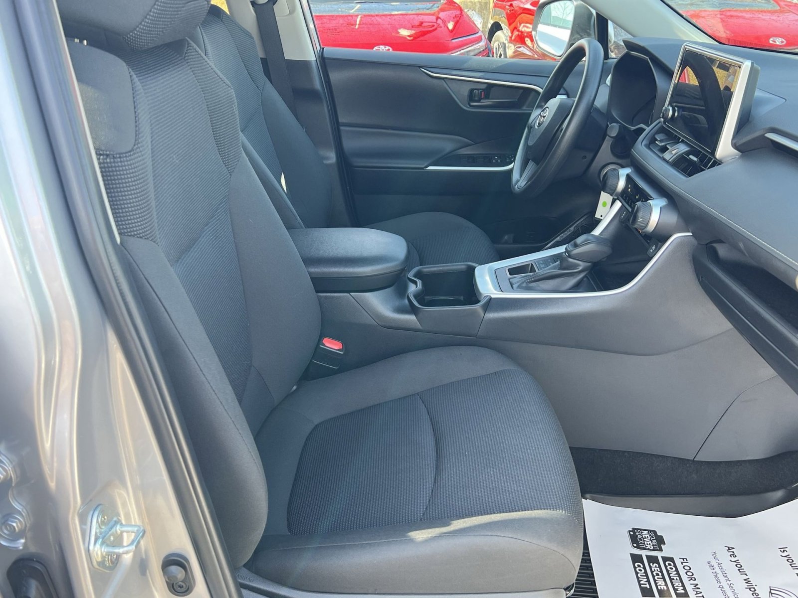 Used 2024 Toyota RAV4 LE image 28