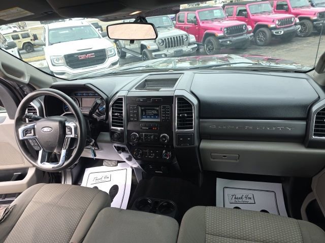 Used 2017 Ford F250 XLT w/ XLT Value Package image 50