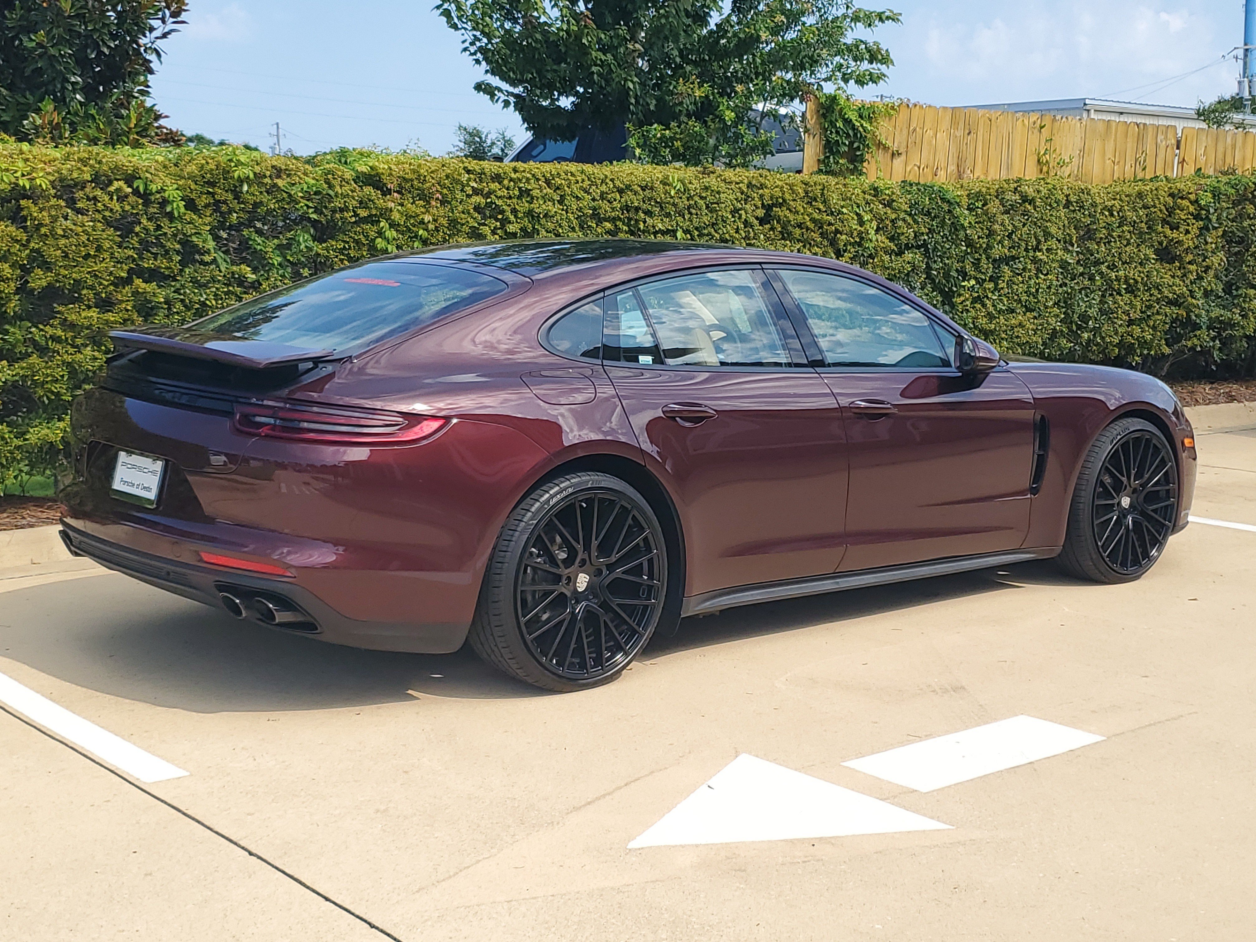 Used 2020 Porsche Panamera 4 AWD/4WD image 9