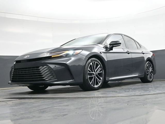 Used 2025 Toyota Camry XLE w/ Premium Plus Package FWD image 35