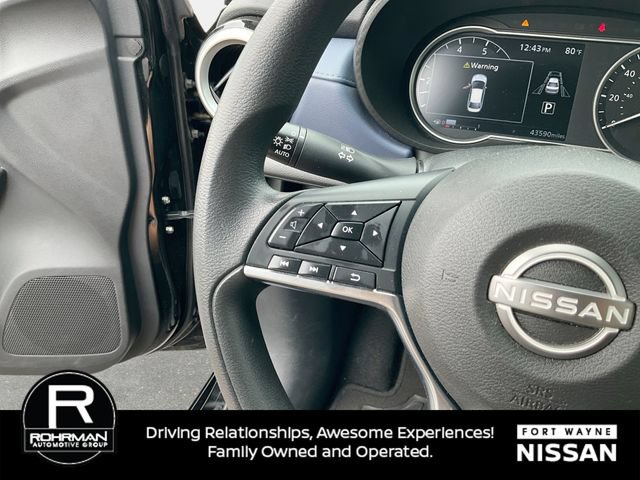 Used 2024 Nissan Versa SV FWD image 21