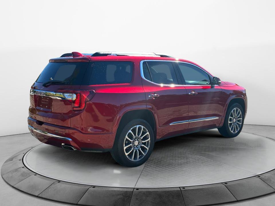 Used 2023 GMC Acadia Denali w/ Denali Ultimate Package FWD image 7
