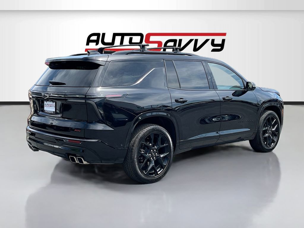 Used 2025 Chevrolet Traverse RS w/ LPO, Floor Liner Package AWD/4WD image 7
