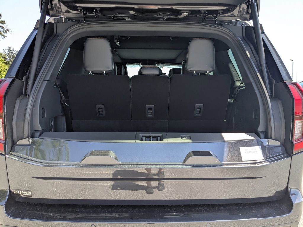 New 2026 Ford Expedition Tremor image 13