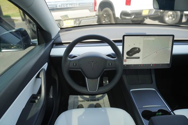 Used 2022 Tesla Model Y Performance image 22