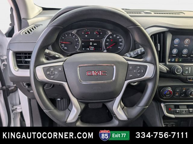 Used 2024 GMC Terrain SLE w/ Driver Convenience Package image 13