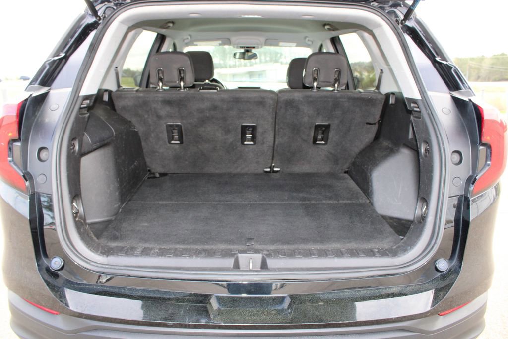 Used 2018 GMC Terrain SLE image 19