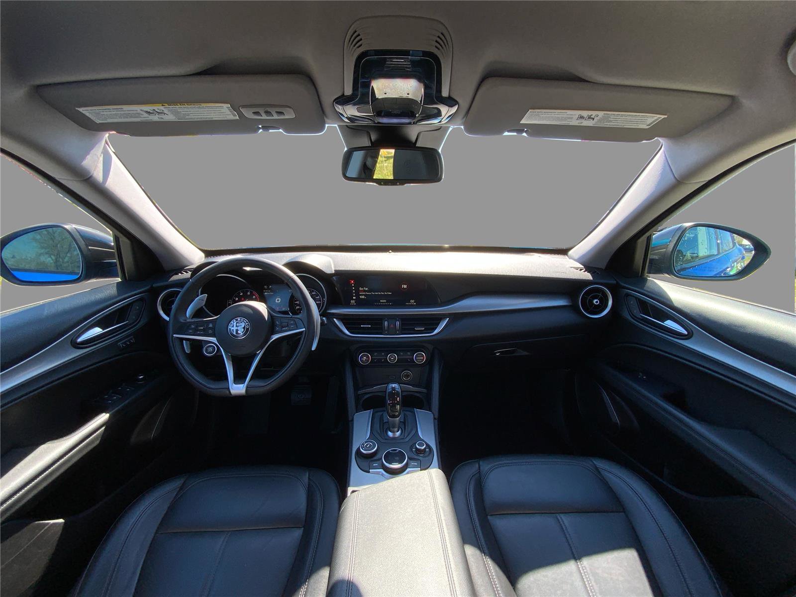 Used 2019 Alfa Romeo Stelvio Ti w/ TI Performance Package AWD/4WD image 22