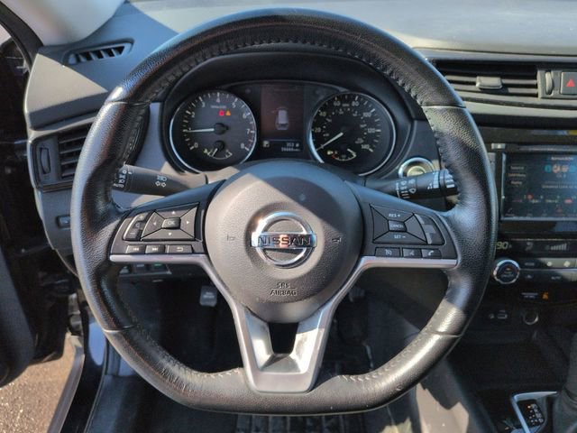 Used 2020 Nissan Rogue SV image 9