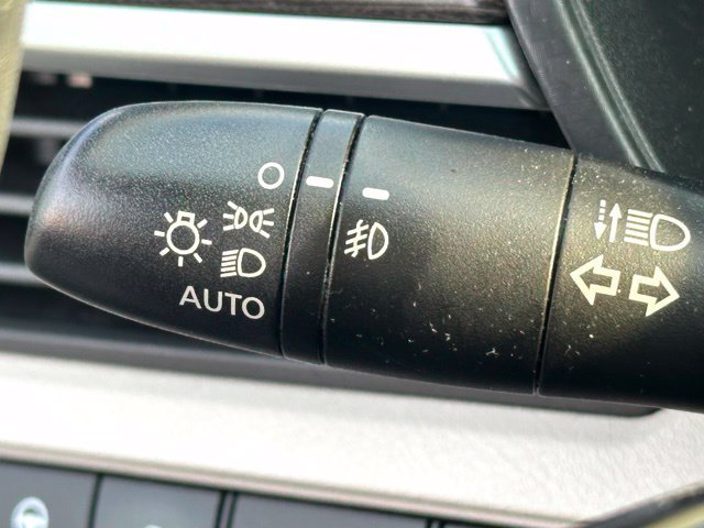 Used 2021 Nissan Altima 2.5 Platinum AWD/4WD image 17