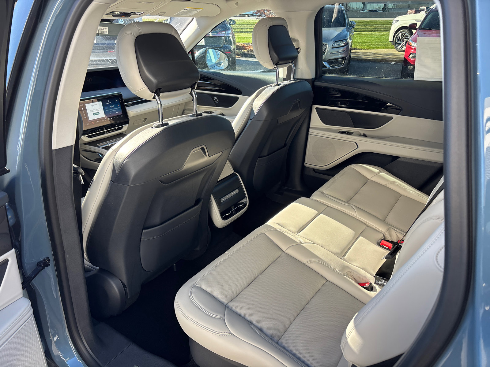 New 2026 Lincoln Nautilus Premier image 28