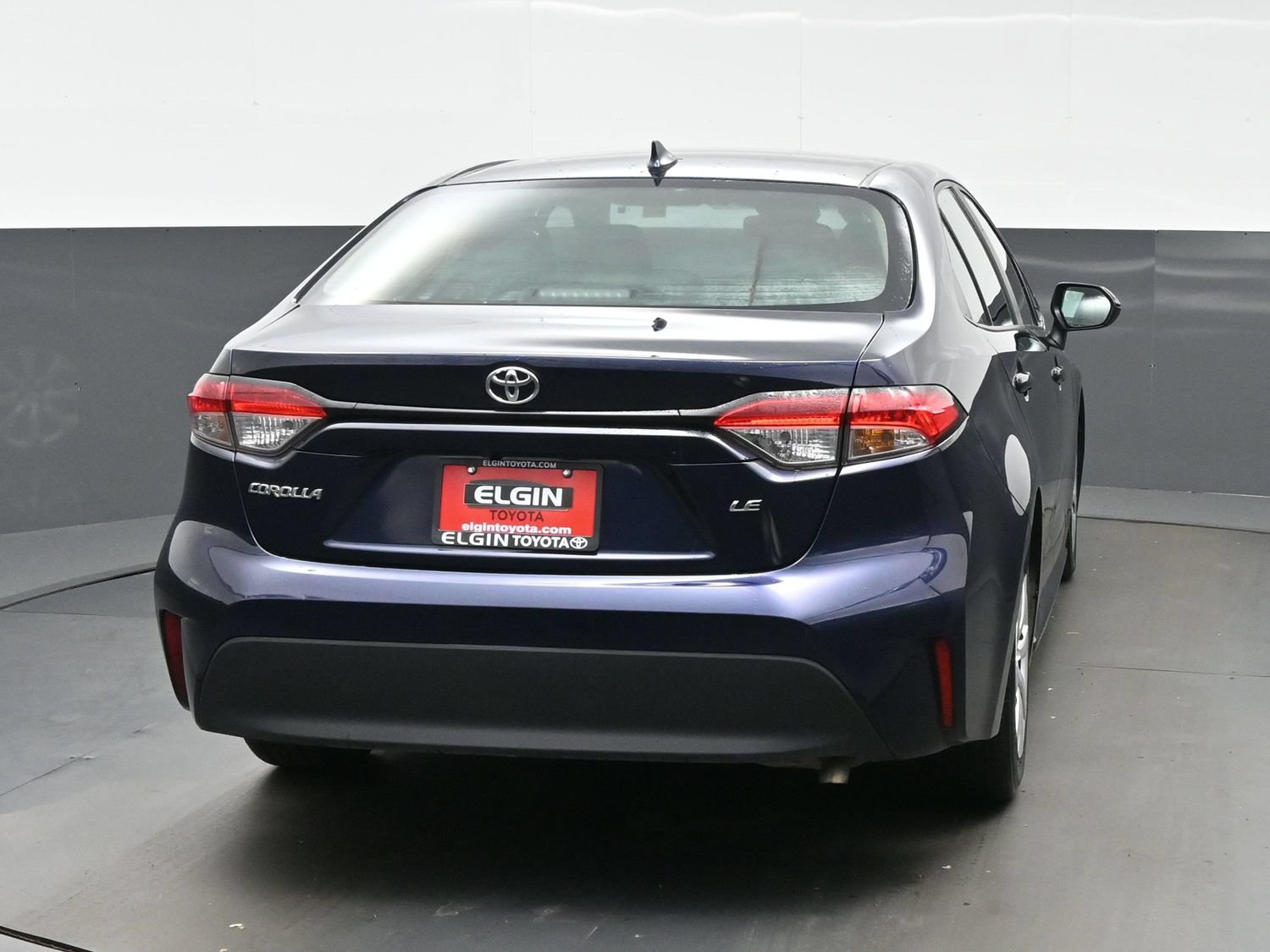 Used 2024 Toyota Corolla LE FWD image 5