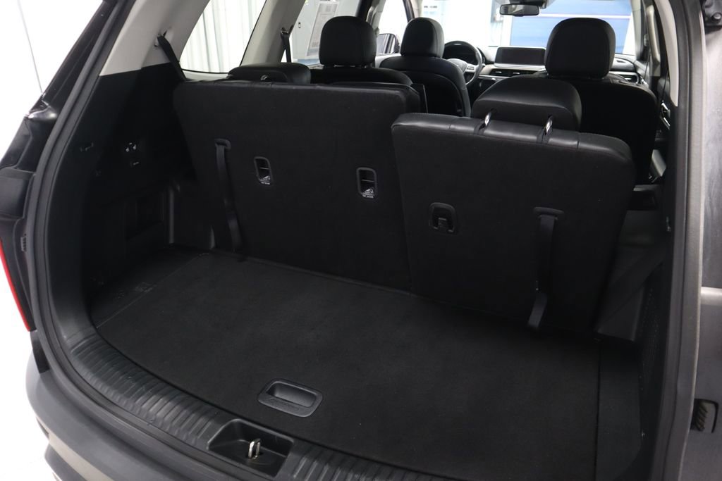 Used 2022 Kia Telluride EX w/ EX Premium Package AWD/4WD image 17