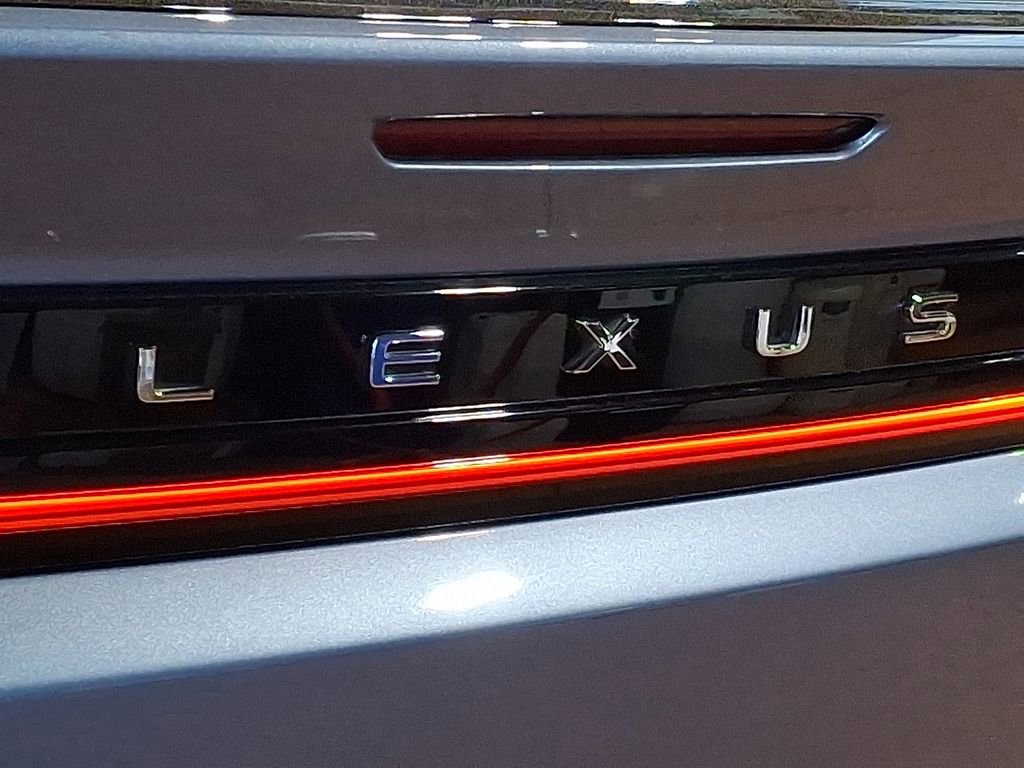 Used 2024 Lexus RZ 450e Premium w/ Technology Package AWD/4WD image 29