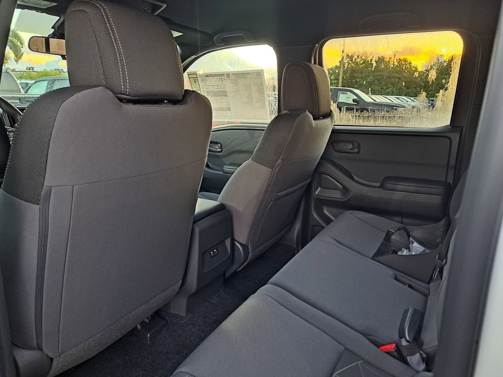 New 2026 Nissan Frontier 2WD Crew Cab image 5