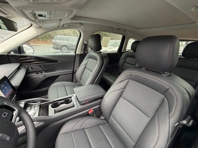 New 2026 Lincoln Nautilus Reserve w/ Jet Appearance Package image 13