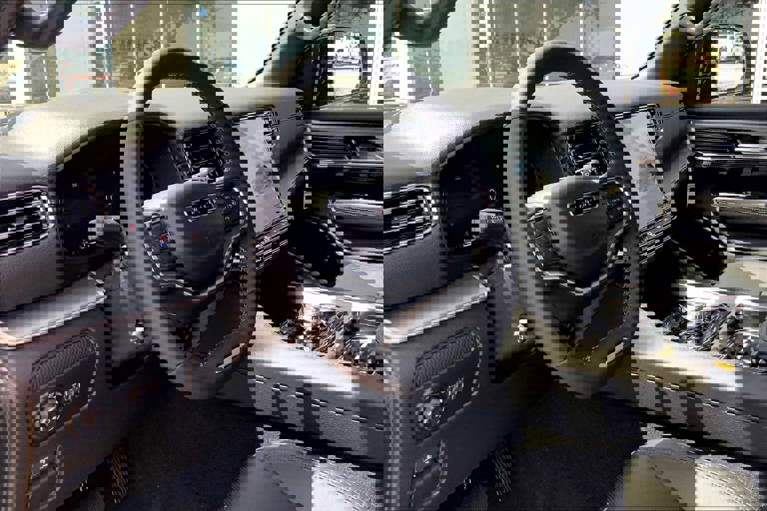 New 2025 Jeep Wagoneer 4WD w/ Convenience Group I image 8