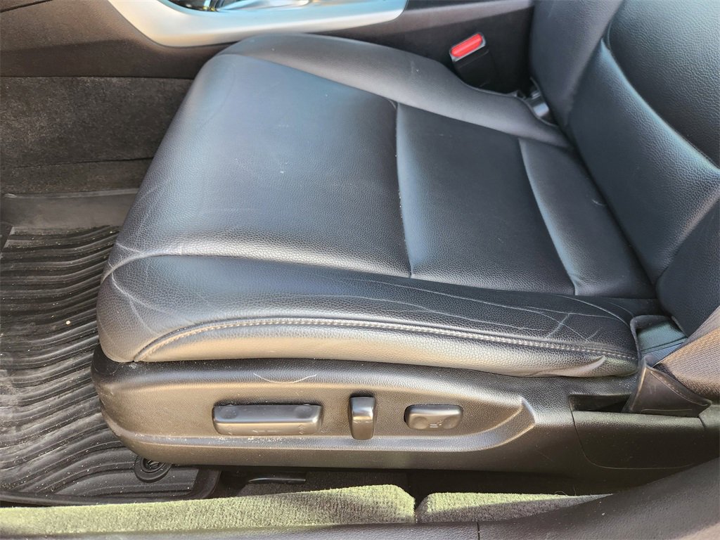 Used 2018 Acura TLX 3.5L V6 4D Sedan image 23