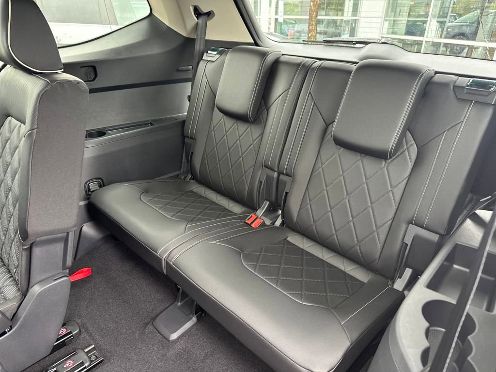 New 2025 Volkswagen Atlas SEL Premium R-Line image 31