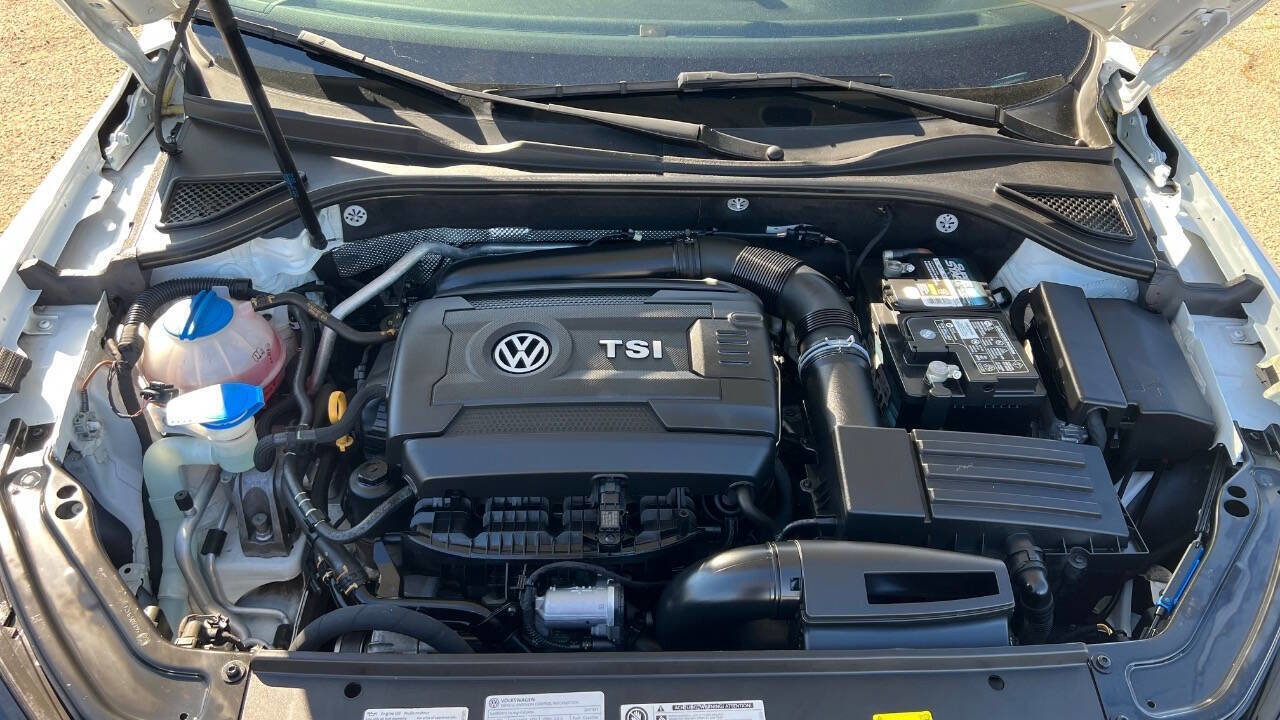 Used 2017 Volkswagen Passat 1.8T S image 27