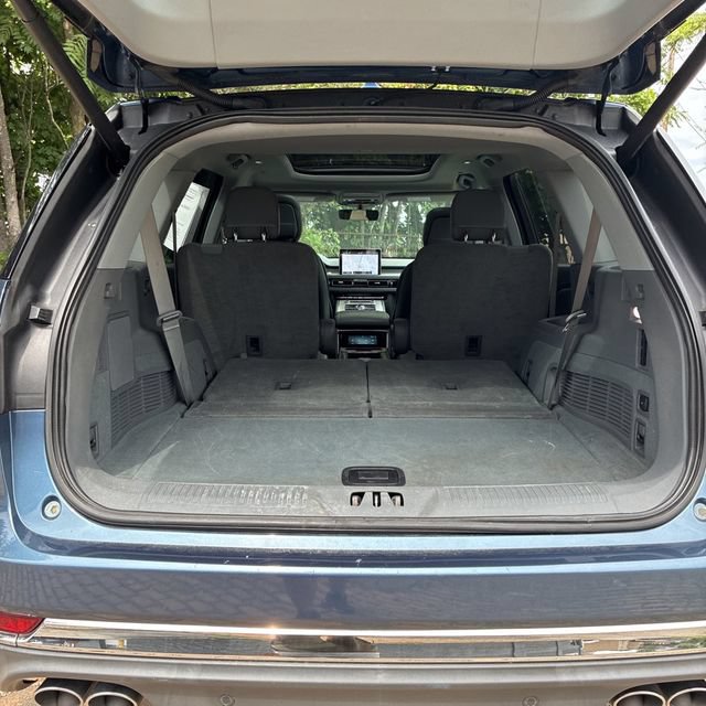 Used 2020 Lincoln Aviator Reserve w/ Equipment Group 201A AWD/4WD image 15