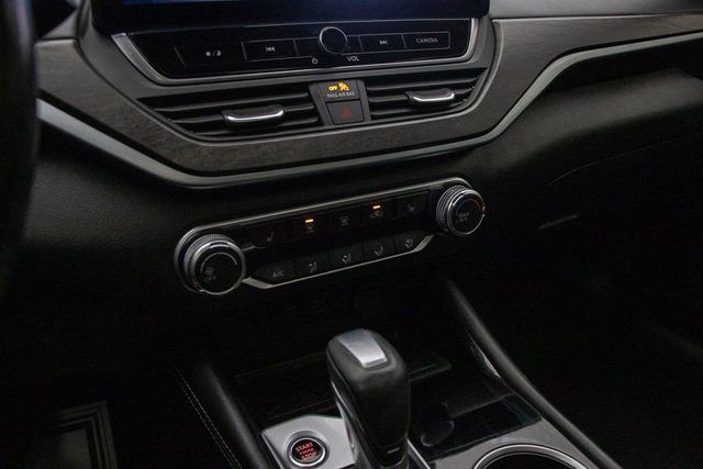 Used 2025 Nissan Altima 2.5 S image 32