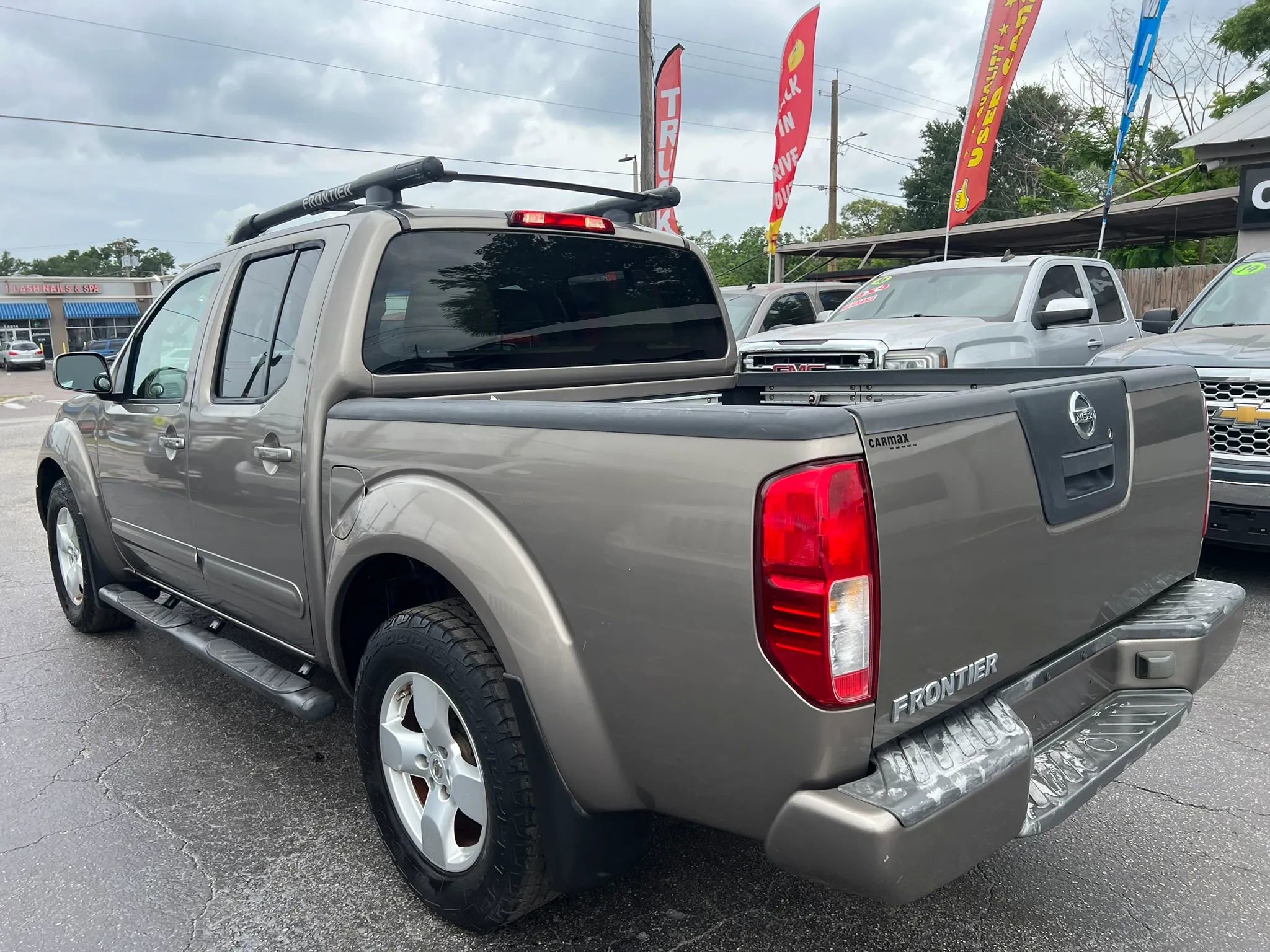 Used 2006 Nissan Frontier LE w/ (X01) Leather Pkg RWD image 7