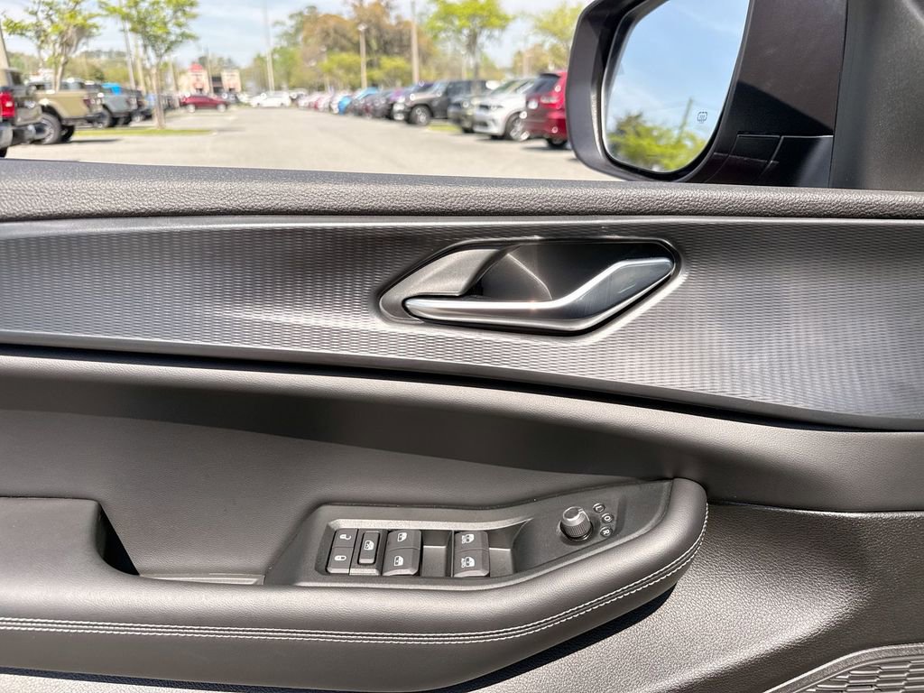 New 2026 Jeep Grand Cherokee Laredo X image 13