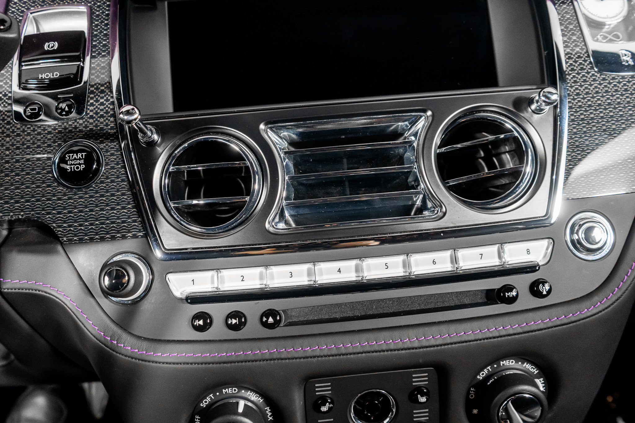 Used 2020 Rolls-Royce Wraith image 42