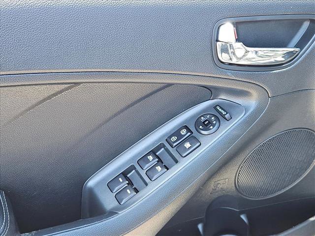 Used 2015 Kia Forte EX FWD image 11