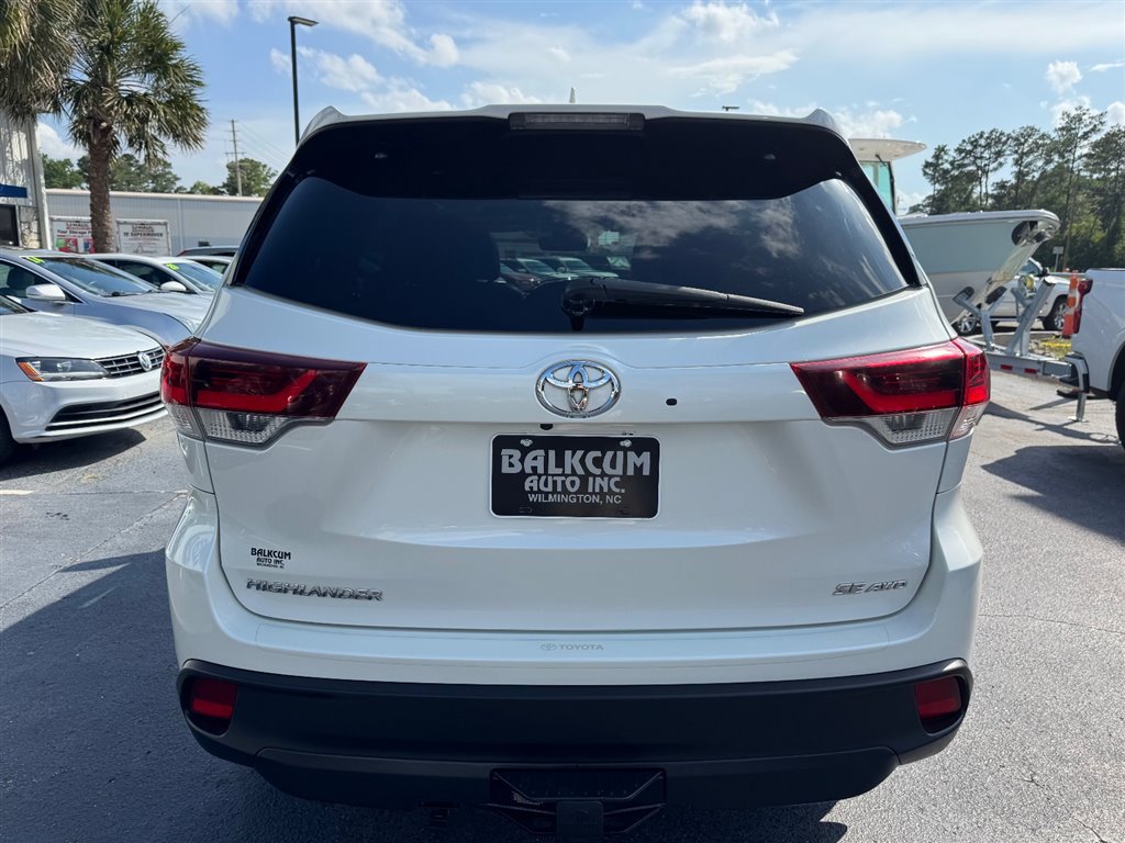 Used 2019 Toyota Highlander SE AWD/4WD image 7