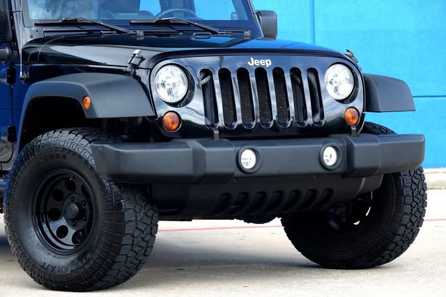 Used 2010 Jeep Wrangler Unlimited Sport image 18