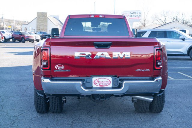 New 2026 RAM 3500 Big Horn AWD/4WD image 4