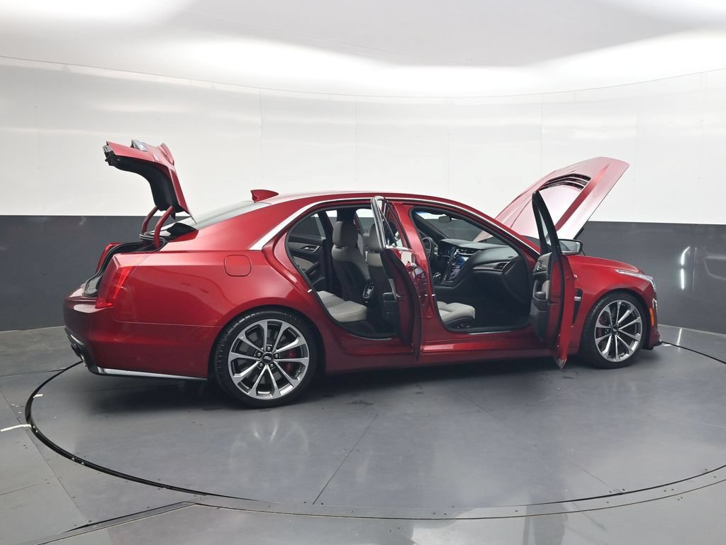 Used 2016 Cadillac CTS V w/ Luxury Package RWD image 53