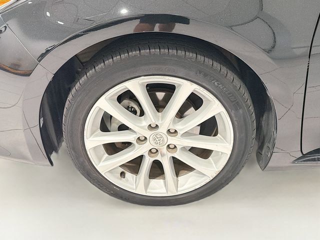 Used 2013 Toyota Avalon Limited image 24