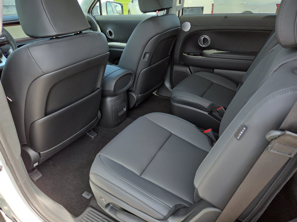 New 2027 Hyundai Palisade SEL Premium FWD image 30