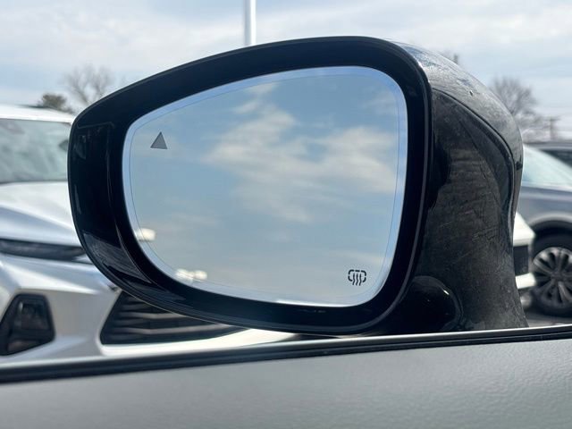 Used 2018 Chrysler Pacifica Limited w/ Tire & Wheel Group image 34