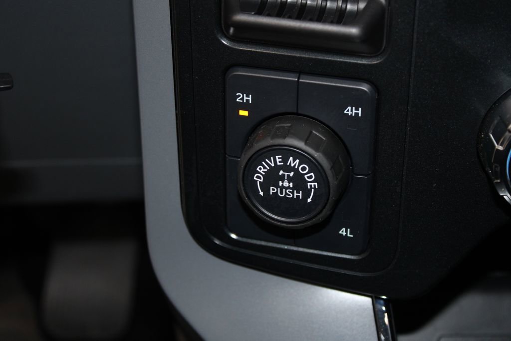 Used 2024 Ford F150 XLT w/ FX4 Off-Road Package image 45