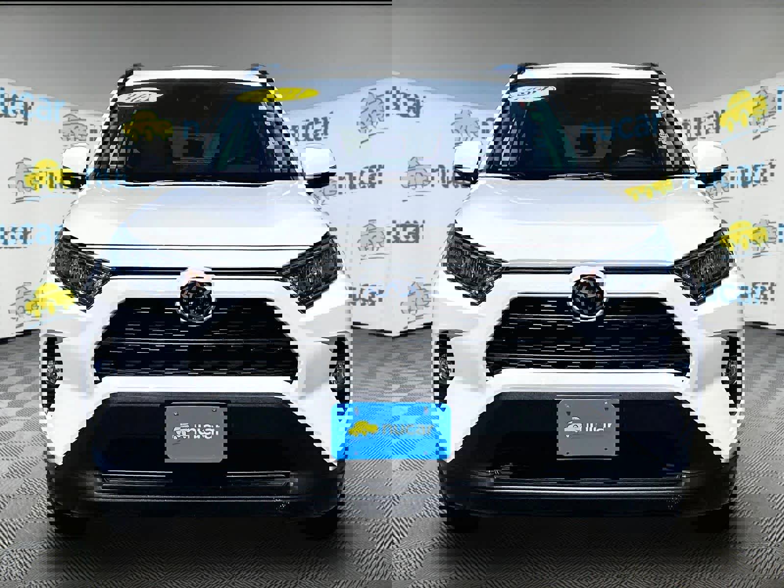 Used 2021 Toyota RAV4 XLE w/ Convenience Package AWD/4WD image 2