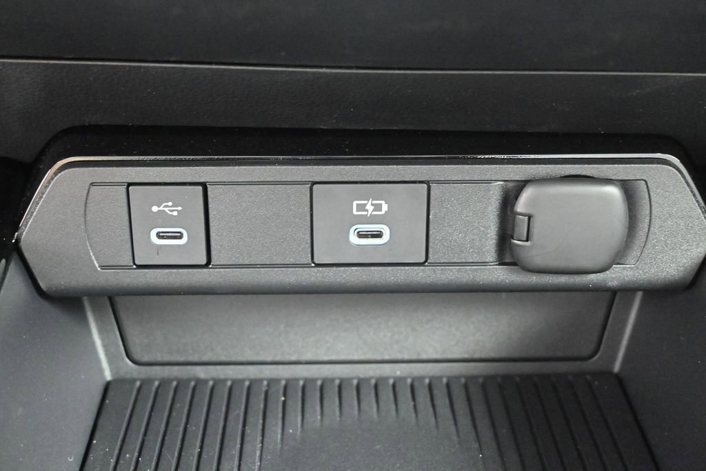 Certified 2026 Toyota Prius LE FWD image 23