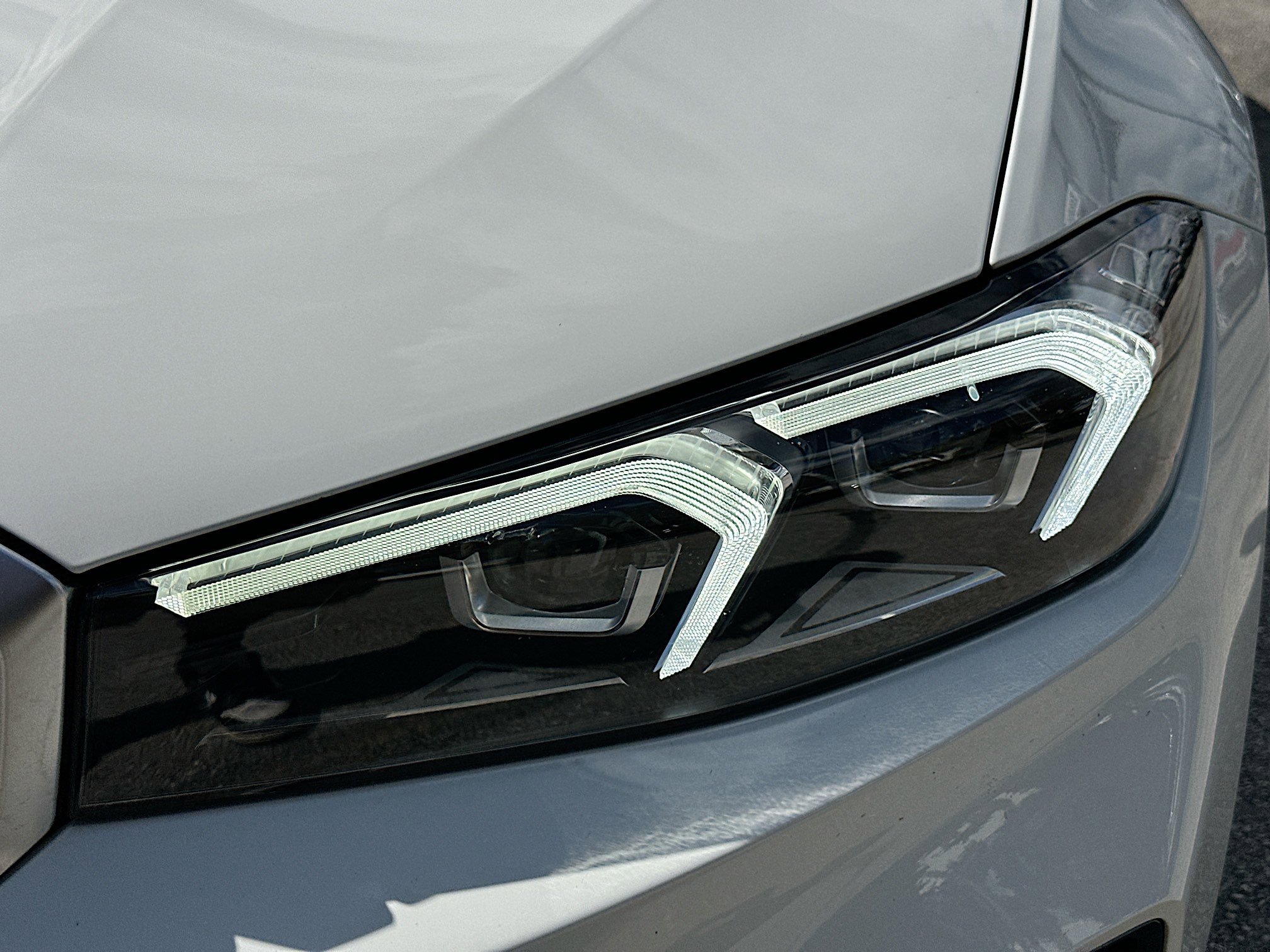 Certified 2025 BMW 330i Sedan w/ M Sport Package image 31