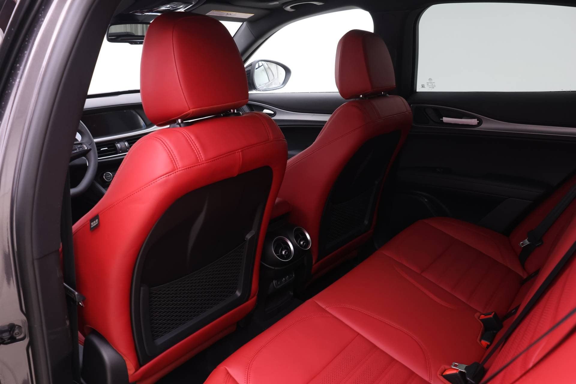 New 2026 Alfa Romeo Stelvio Sprint image 12