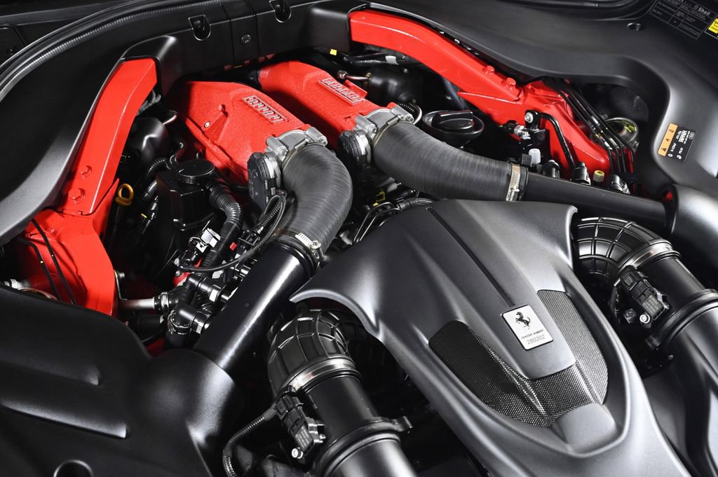 Certified 2022 Ferrari Roma RWD image 30