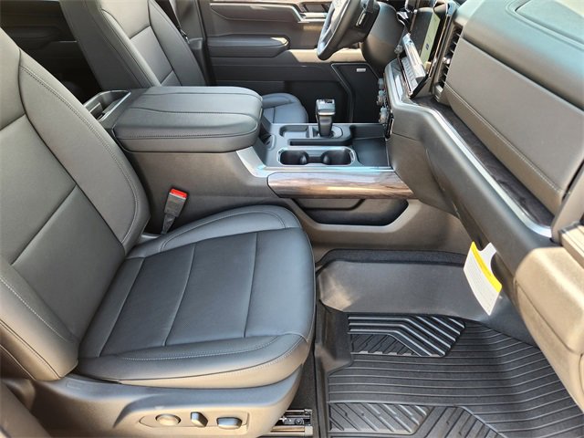 New 2026 Chevrolet Silverado 1500 LTZ w/ LTZ Premium Package image 12