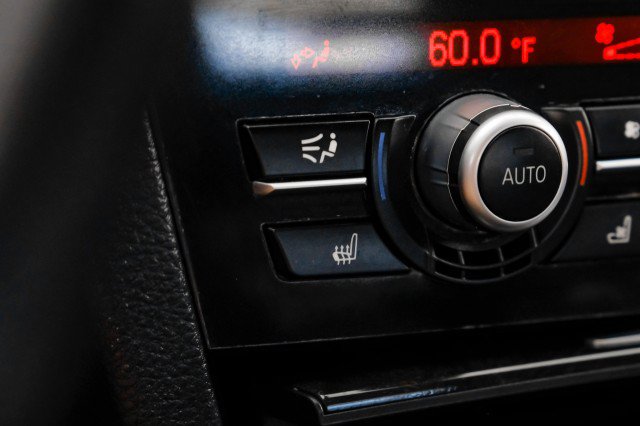 Used 2012 BMW 750i RWD image 29