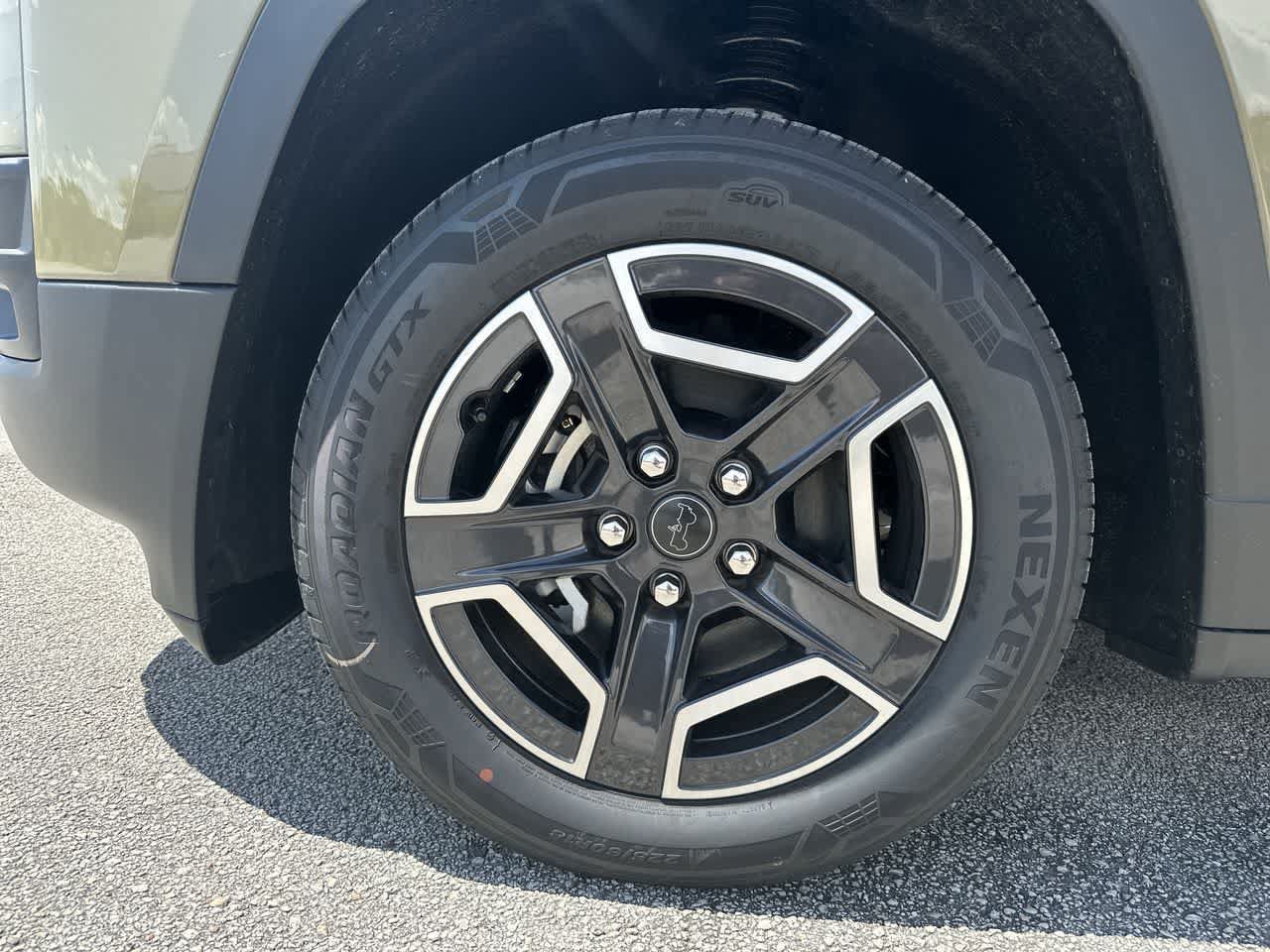 New 2026 Jeep Cherokee Limited AWD/4WD image 13